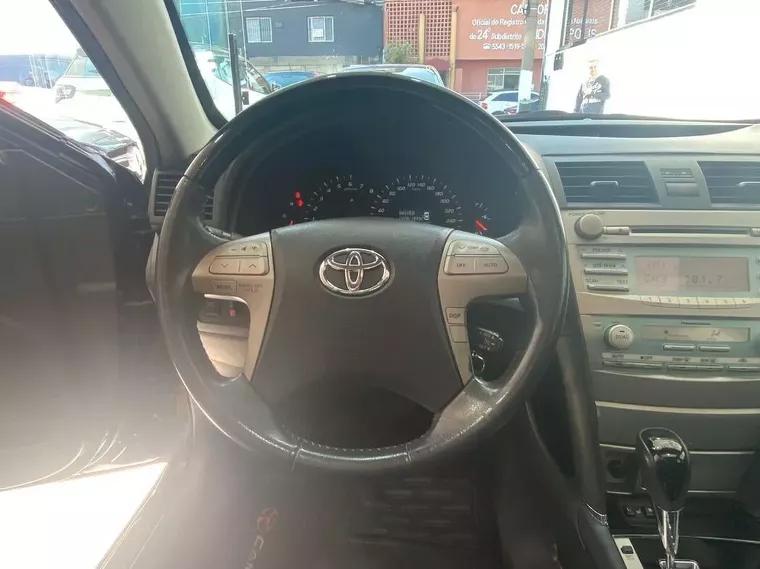 Toyota Camry Preto 29