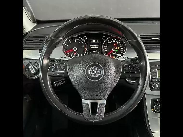 Volkswagen Passat Preto 12