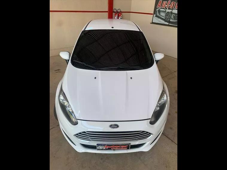 Ford Fiesta Branco 4