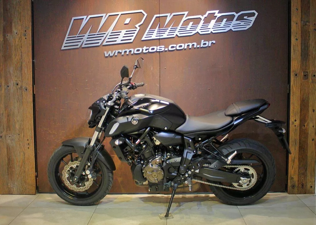 Yamaha MT-07 Preto 2