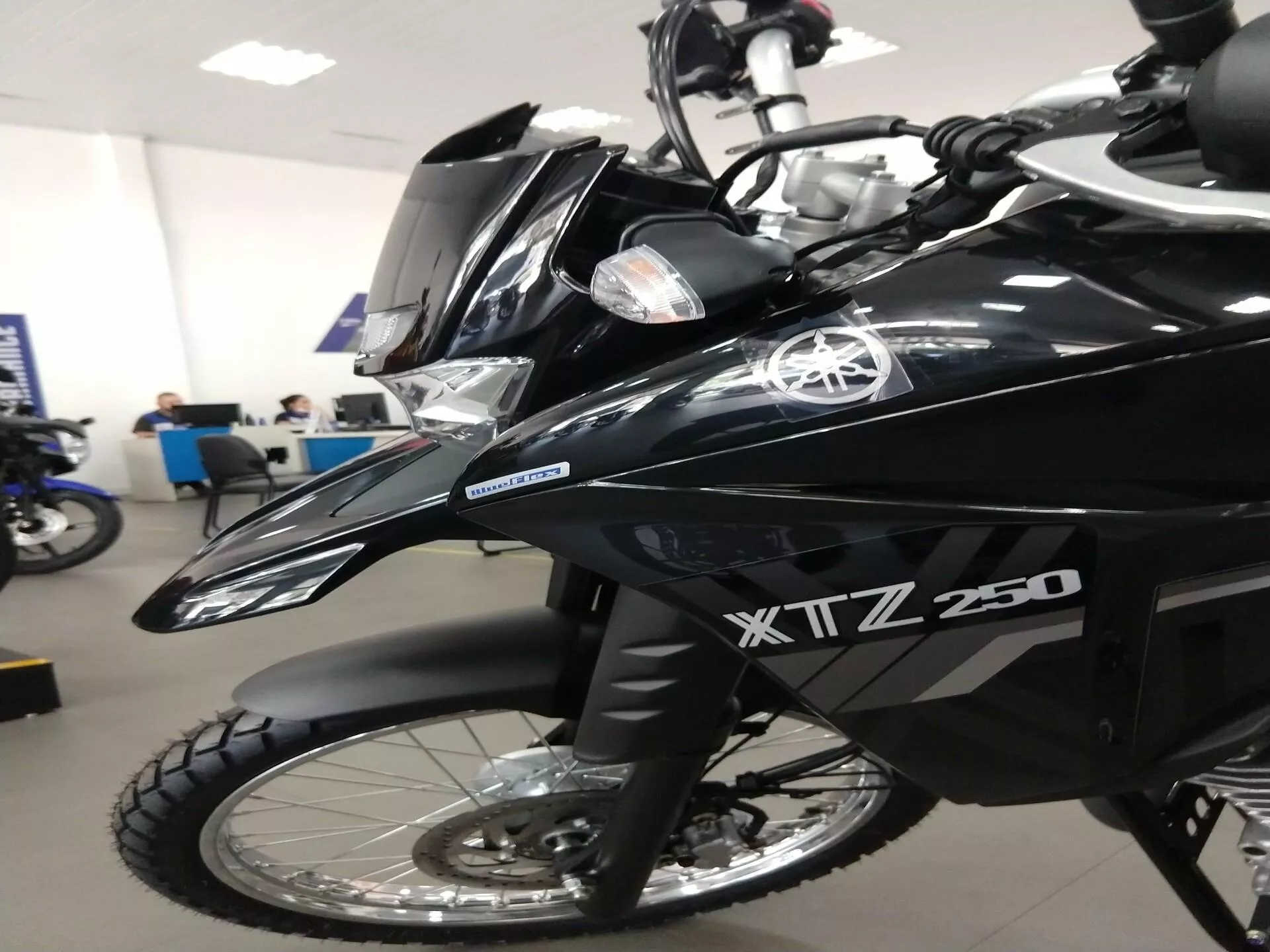 Yamaha XTZ 250 Lander Preto 13