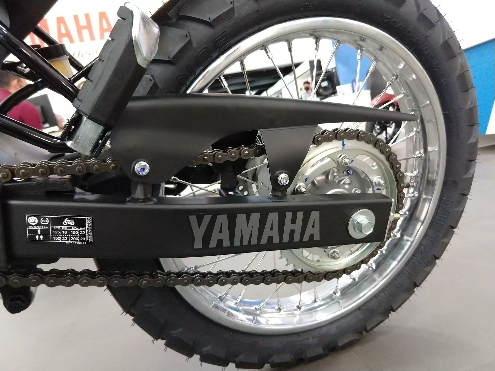 Yamaha XTZ 250 Lander Preto 15