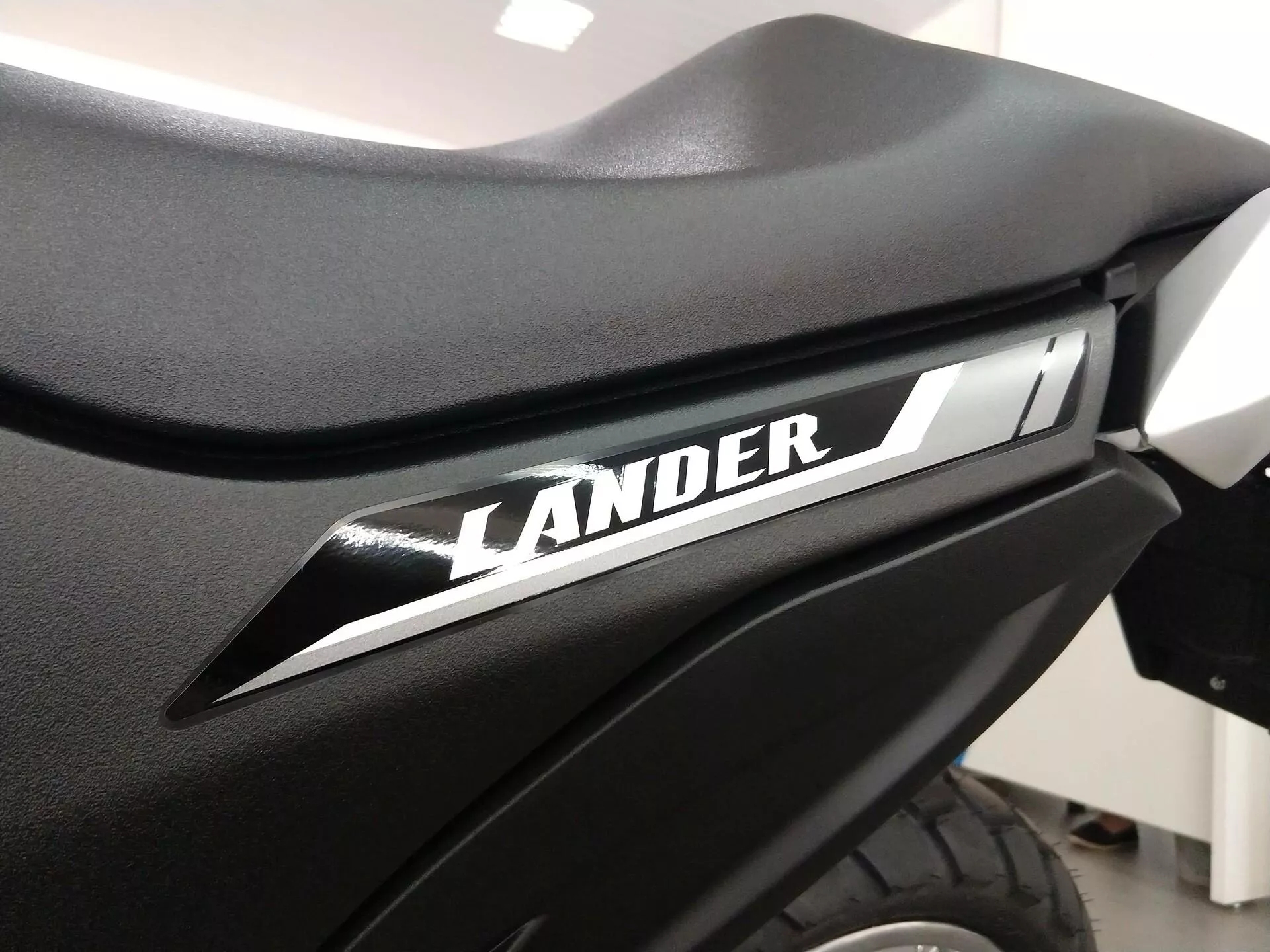 Yamaha XTZ 250 Lander Preto 8